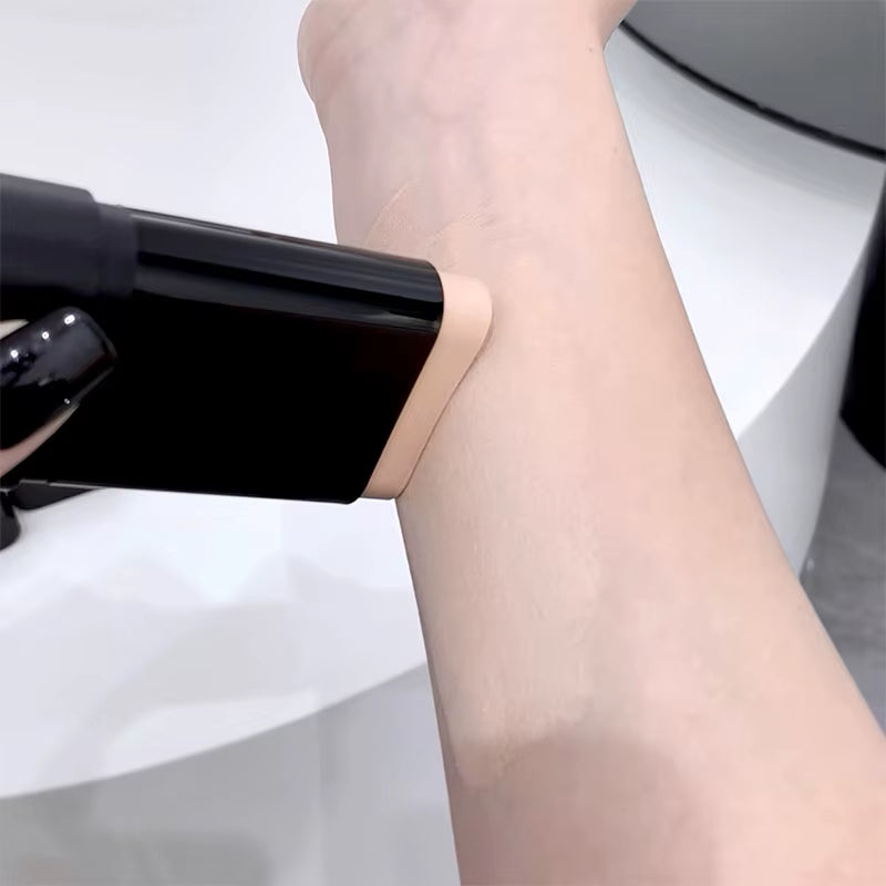 FlawlessFlex™ 2-in-1 Velvet Foundation & Concealer Stick